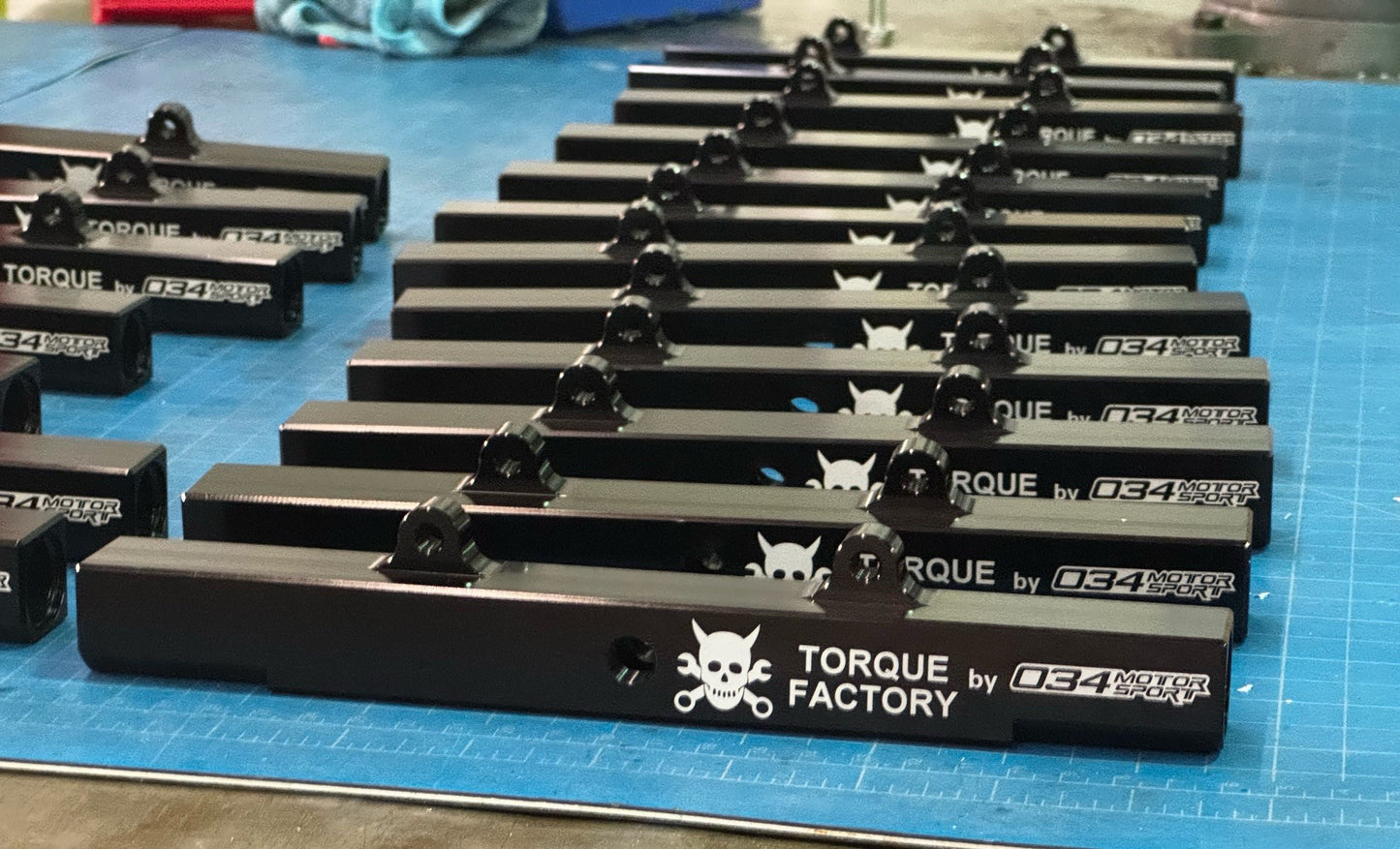 Torque-Factory 2.7t Fuel Rails, -8AN